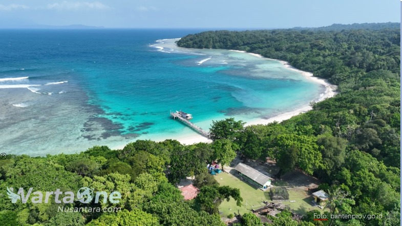 Memeluk Angin dan Desau Ombak di Altar Ekowisata Kelas Dunia, Ujung Kulon